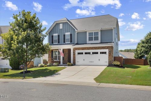 819 Lake Artesia Ln, Fuquay Varina, NC, 27526-3953 | Card Image