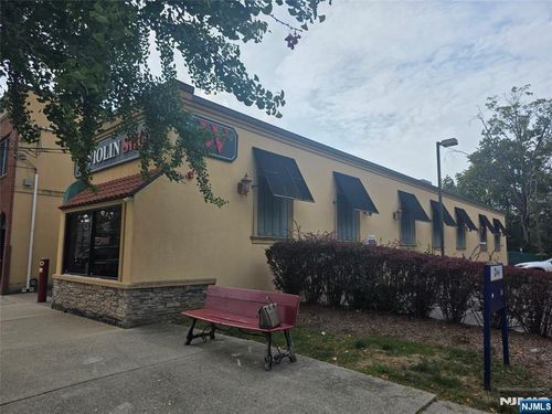 39 Highwood Ave, Tenafly, NJ, 07670-1825 | Card Image