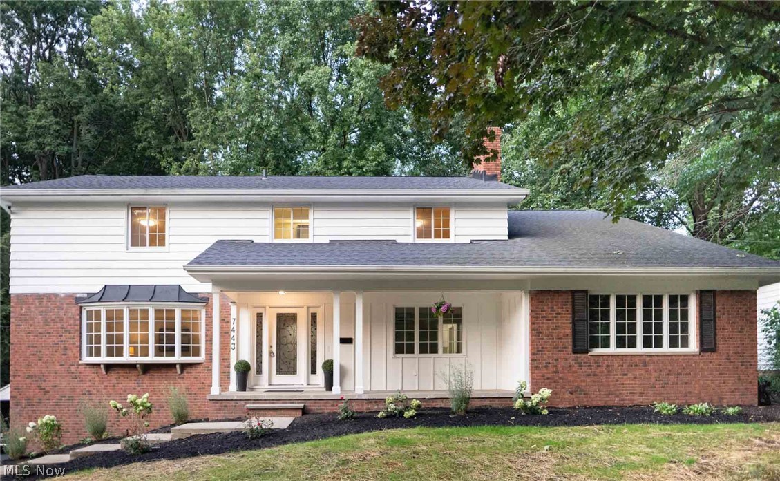 Hollycroft Ln, Mentor, OH 44060