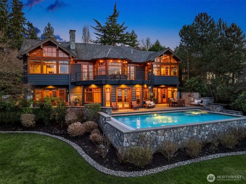7010 N Mercer Way, Mercer Island, WA, 98040 | Card Image