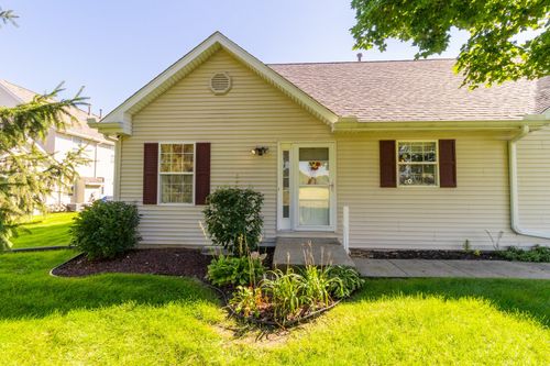 24-12032 Baneberry Dr, Roscoe, IL, 61073-6104 | Card Image