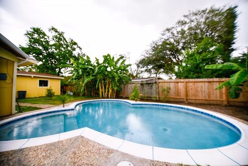 6609 Scribner Rd, Houston, TX, 77074-6422 | Card Image