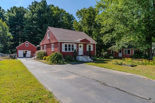 18 Sunset Ave, South Hadley, MA, 01075-2217 | Card Image
