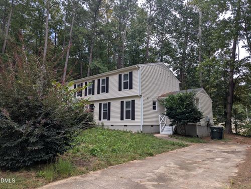 5211 Deer Haven Dr, Raleigh, NC, 27606-1566 | Card Image