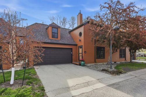 23-1415 W Gateway Circle S, Fargo, ND, 58103 | Card Image