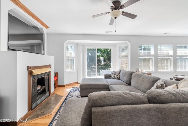 109 Post Oak Ct, House other with 3 bedrooms, 2 bathrooms and 1 parking in Kill Devil Hills NC | Image 4