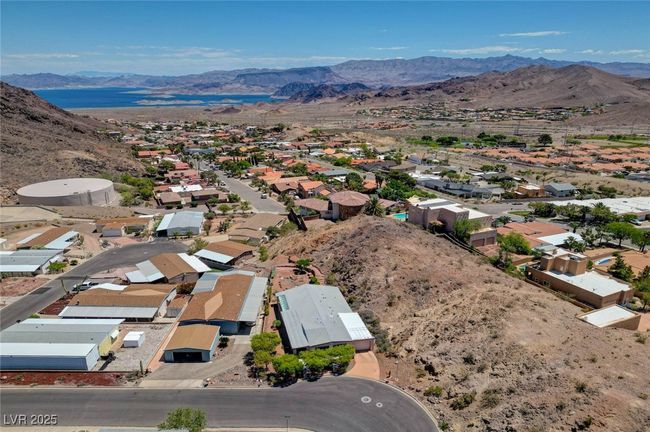 Aerial perspective of suburban area with a mountainous background | Image 70