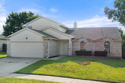 6719 Caribou Dr, Arlington, TX, 76002-3531 | Card Image