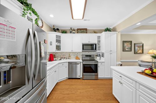 161 Lake Park Cir, Smithfield, NC, 27577-9429 | Card Image