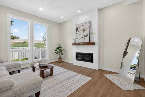 306-5340 17 Ave Sw, Calgary, AB, T3E6M3 | Card Image