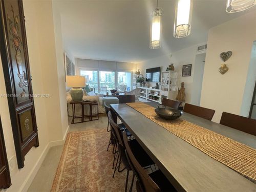 1123-500 Bayview Dr, Sunny Isles Beach, FL, 33160-4780 | Card Image