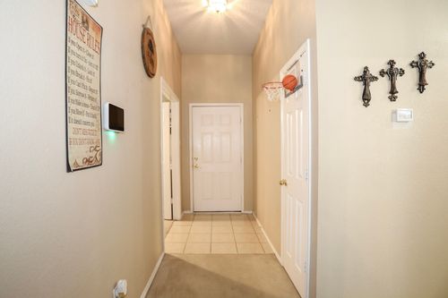533 Reagan Ln, Burleson, TX, 76028-5693 | Card Image