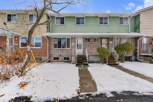 {{alt}} | Card Image