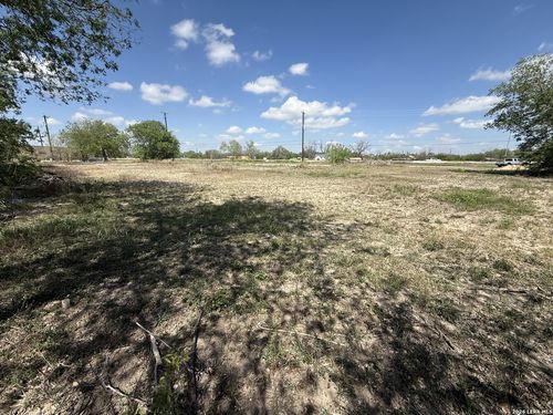 13580 Interstate 35 S, Von Ormy, TX, 78073-3330 | Card Image