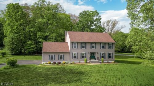 29 Lark Ln, Oak Ridge, NJ, 07438-9171 | Card Image