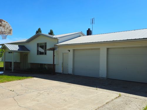 883 Stump Rd, Auburn, WY, 83111 | Card Image