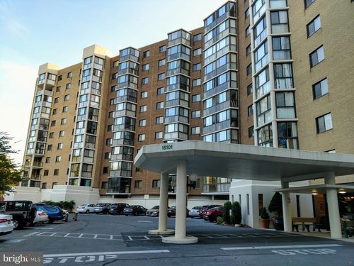 1-823-15101 Interlachen Dr, SILVER SPRING, MD, 20906-5601 | Card Image