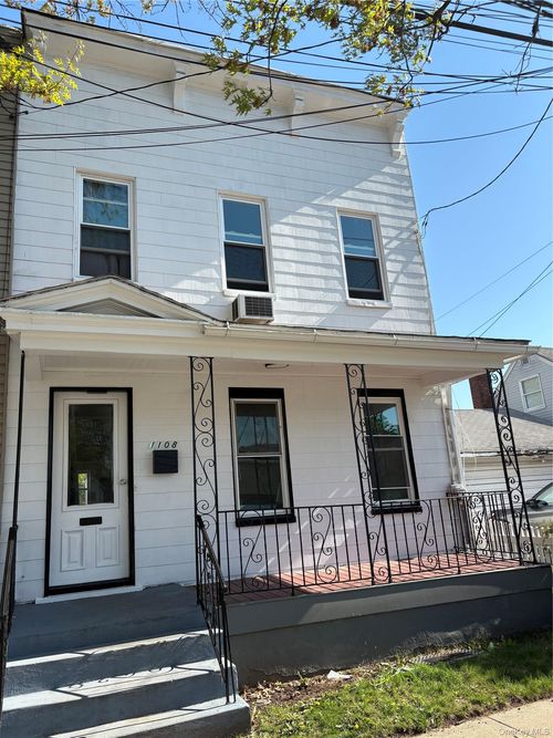 1108 1st Ave, New Hyde Park, NY, 11040-4823 | Card Image