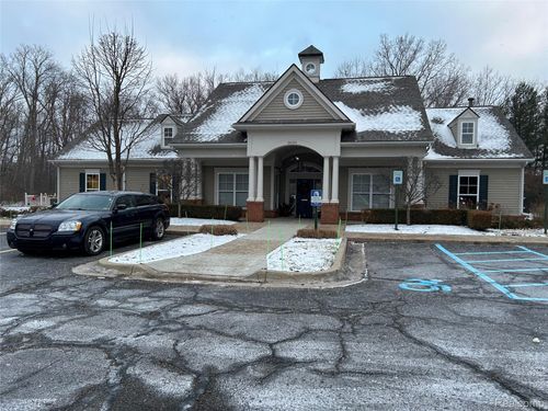 60-25826 Maritime Cir N, Harrison Township, MI, 48045-3071 | Card Image