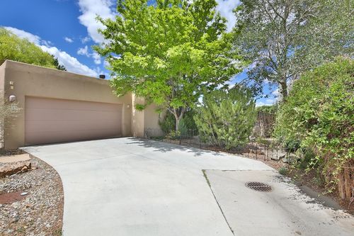 114 Vista Lane, Taos, NM, 87571 | Card Image