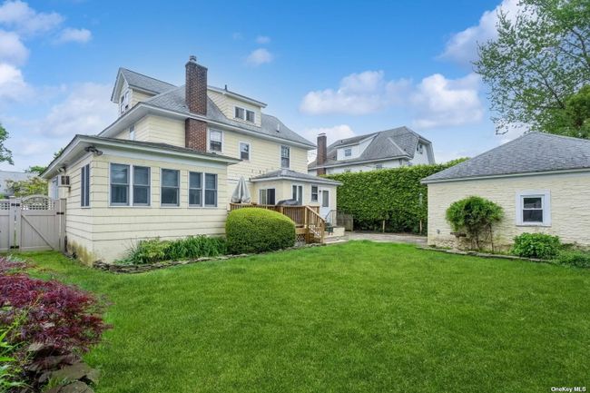 12 Shepherd Street, House other with 3 bedrooms, 1 bathrooms and null parking in Rockville Centre NY | Image 20