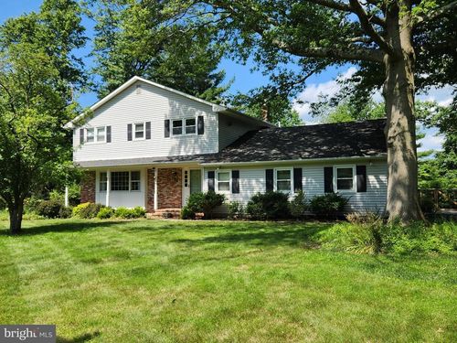 185 Spring Beauty Dr, LAWRENCEVILLE, NJ, 08648-1513 | Card Image