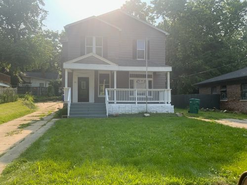 437 Powers Ln, Decatur, IL, 62522-3342 | Card Image