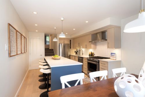 712 Millyard, Vancouver, BC, V5Z4A1 | Card Image
