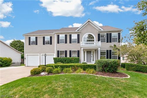 2996 Pondsford Dr, Medina, OH, 44256-6893 | Card Image
