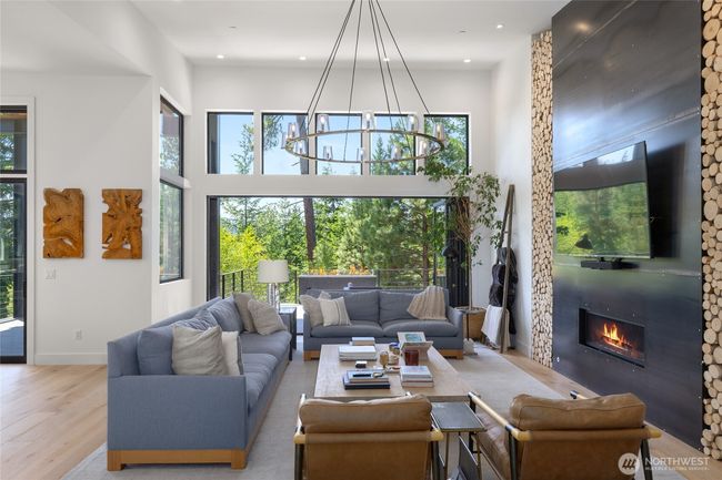 Modern comfort. | Image 4