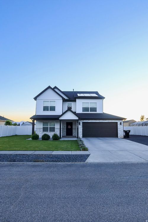582 S Lakeside Dr, Franklin, ID, 83237-5301 | Card Image