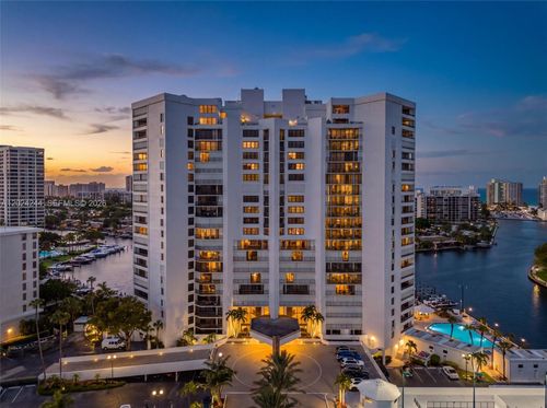710-300 Three Islands Blvd, Hallandale Beach, FL, 33009 | Card Image