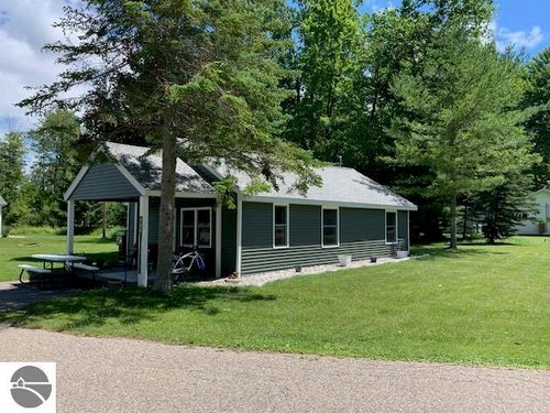 306 Lakewood Dr, East Tawas, MI, 48730-9766 | Card Image