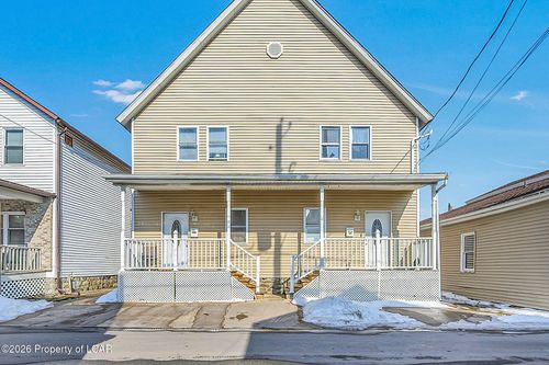 230 Liberty St, West Pittston, PA, 18643-2304 | Card Image
