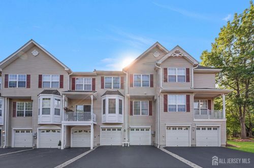 20 Windham Ct, Flemington, NJ, 08822-3506 | Card Image