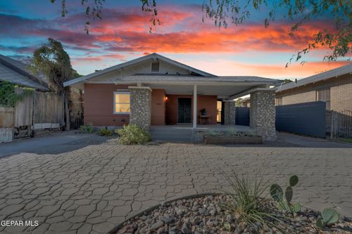 2911 Grant Ave, El Paso, TX, 79930-2801 | Card Image
