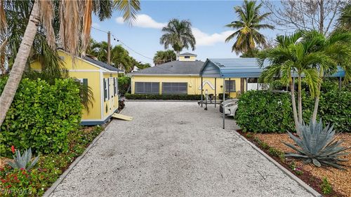 27526 Big Bend Rd, BONITA SPRINGS, FL, 34134-3937 | Card Image