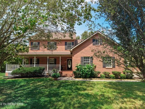 221 Stone Castle Ln, Powell, TN, 37849-3052 | Card Image