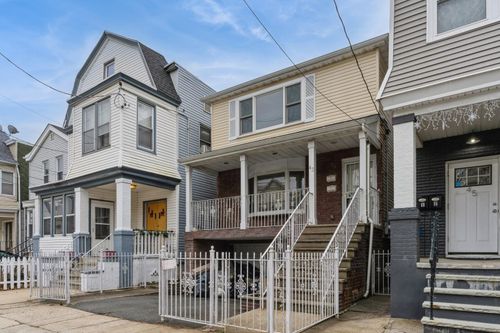 2-43 Sheffield St, Jersey City, NJ, 07305-2818 | Card Image