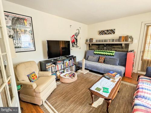 a-920 E Railroad Ave, BRYN MAWR, PA, 19010-3831 | Card Image
