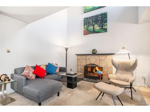 e-2490 S Worchester Ct, Aurora, CO, 80014-6083 | Card Image