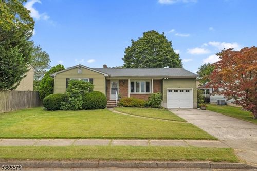 315 Dailey Pl, Manville, NJ, 08835-1120 | Card Image