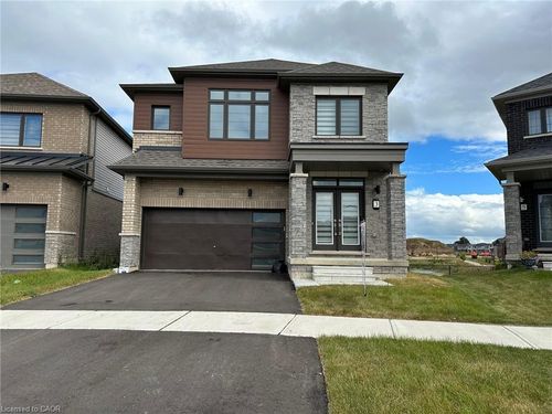 3 Bee Cres, Brantford, ON, N3T0V7 | Card Image
