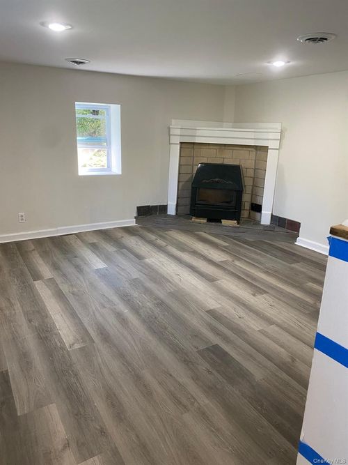 459 Clove Rd, Monroe, NY, 10950-4755 | Card Image