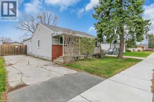 1891 Jefferson, Windsor, ON, N8T2V9 | Card Image