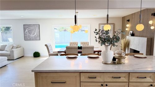 3932 E Sycamore Ave, Orange, CA, 92869-2837 | Card Image