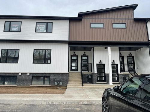 424-4263 4th Ave, Niagara Falls, ON, L2E0C2 | Card Image