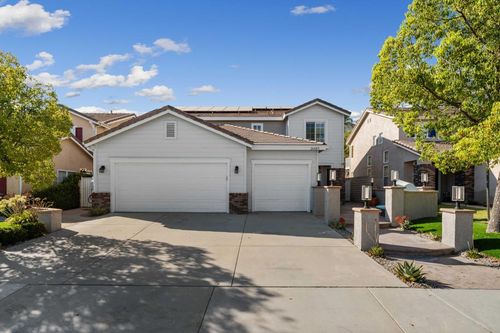 26089 Salinger Ln, Stevenson Ranch, CA, 91381-1102 | Card Image
