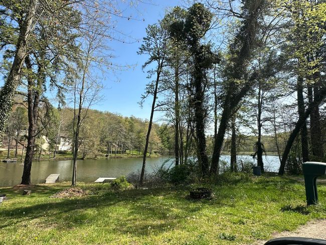 Around the lake! | Image 27
