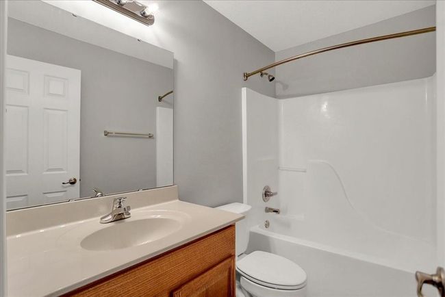 10905 Lemongrass Dr, Condo with 2 bedrooms, 3 bathrooms and null parking in Zionsville IN | Image 34